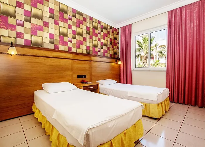 Club Sunsmile Apart Otel 3*