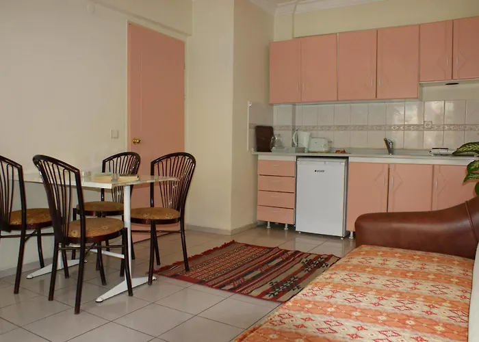 Club Sunsmile Aparthotel