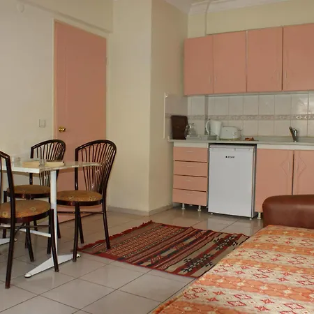 Club Sunsmile Apartmanhotel